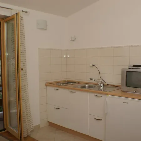 Apartment Studio Duce 2821b Dugi Rat